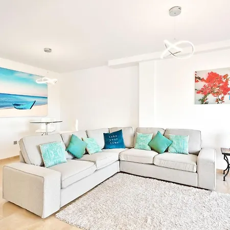 Casabella Marina Duquesa Apartment *